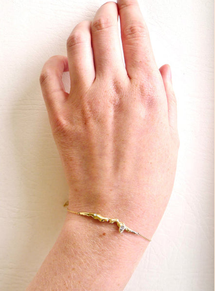 Inundation Gold And Diamond Bracelet